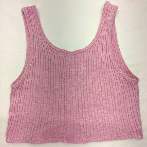 🩷FREE🩷 Wild Fable Midriff Button-up Tank with Any Purchase of $8 or More 👇 - Picture 2 of 5